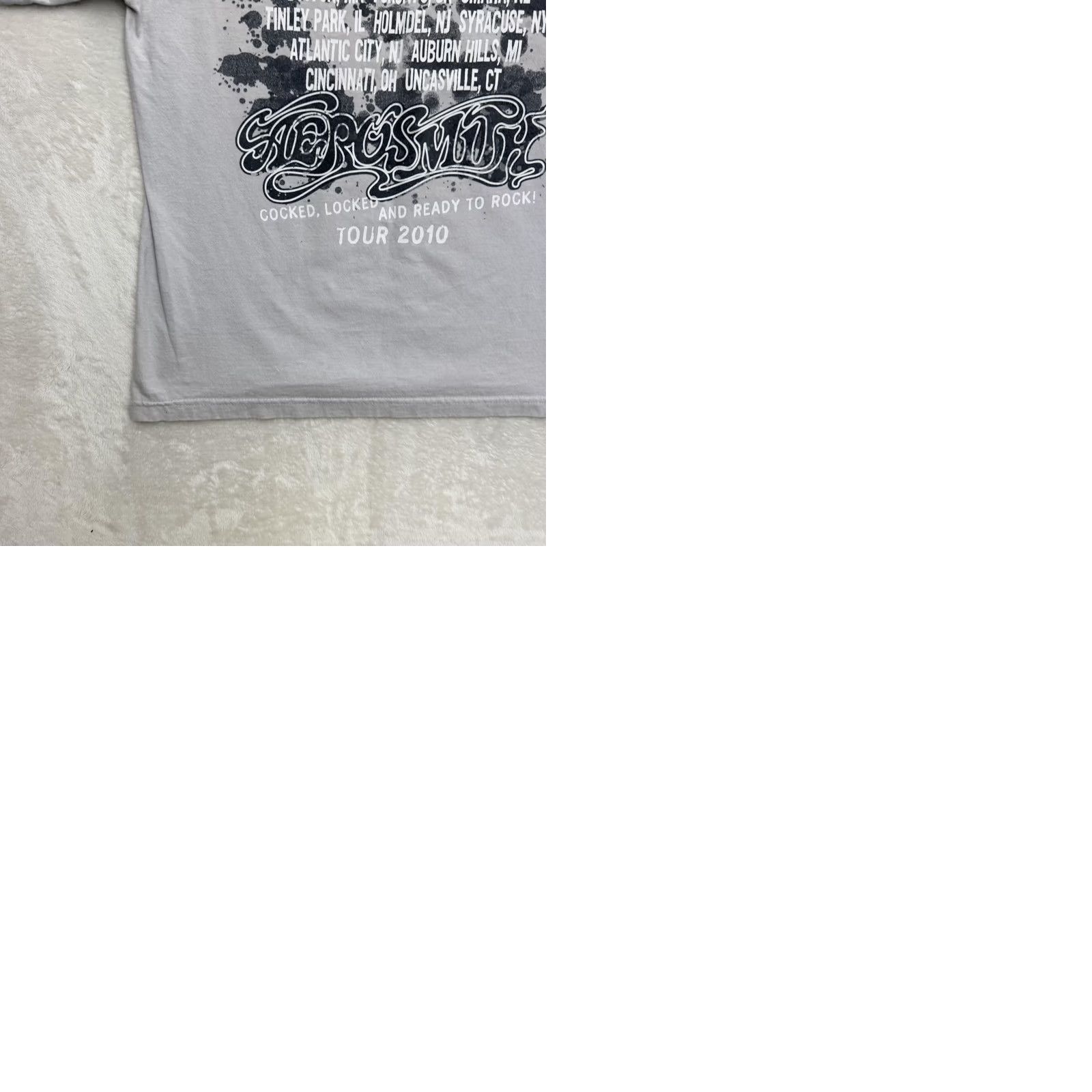 Aerosmith VINTAGE Aerosmith Y2K 2010 Bigger Badder Faster Tour Shirt Mens Large Rock Band Shirt Size US L / EU 52-54 / 3 - 10 Thumbnail