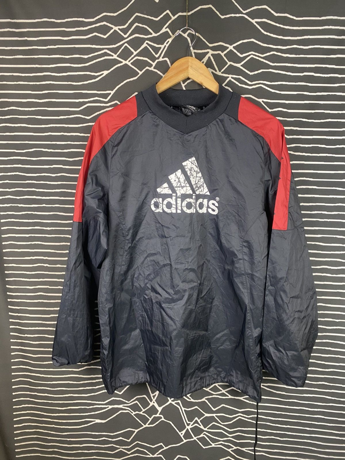 Adidas Adidas windbreaker Tee Size US L / EU 52-54 / 3 - 1 Thumbnail