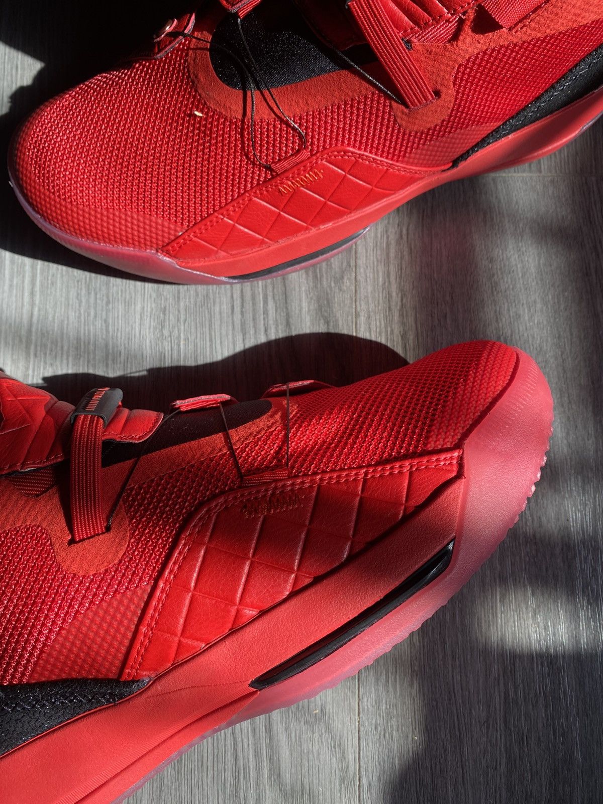 Jordan Brand Air Jordan 33 University Red Size US 11 / EU 44 - 3 Thumbnail