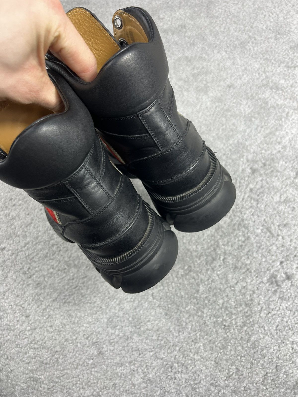 Gucci Gucci Black Leather “Interlocking G” Platform Ankle Boots Size US 7 / EU 40 - 6 Thumbnail