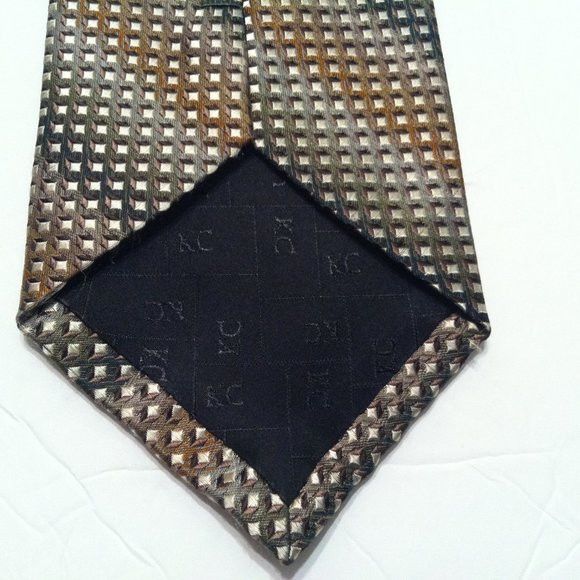 Kenneth Cole KENNETH COLE MEN'S NEW 100%SILK TIE WIDTH: 3 7/8" Size ONE SIZE - 5 Thumbnail