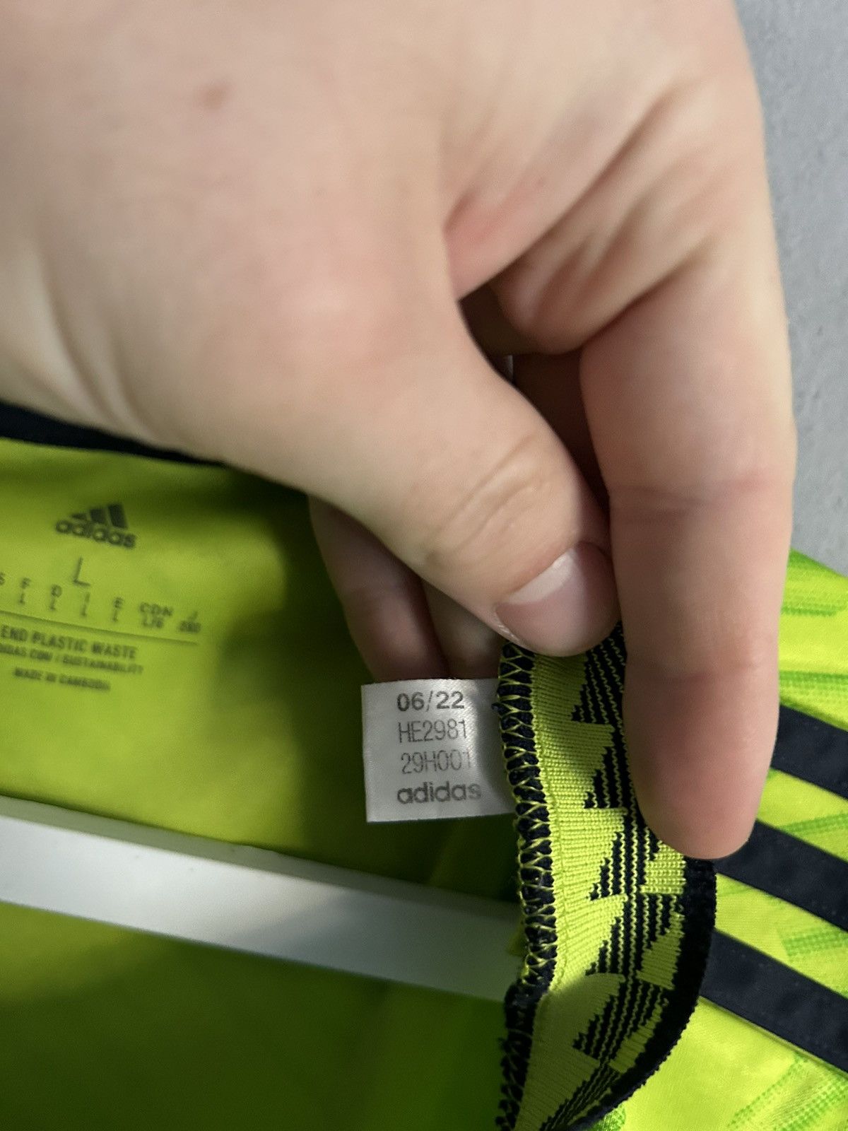 Adidas MANCHESTER UNITED Adidas 2022 2023 THIRD SOCCER JERSEY Size US L / EU 52-54 / 3 - 8 Thumbnail