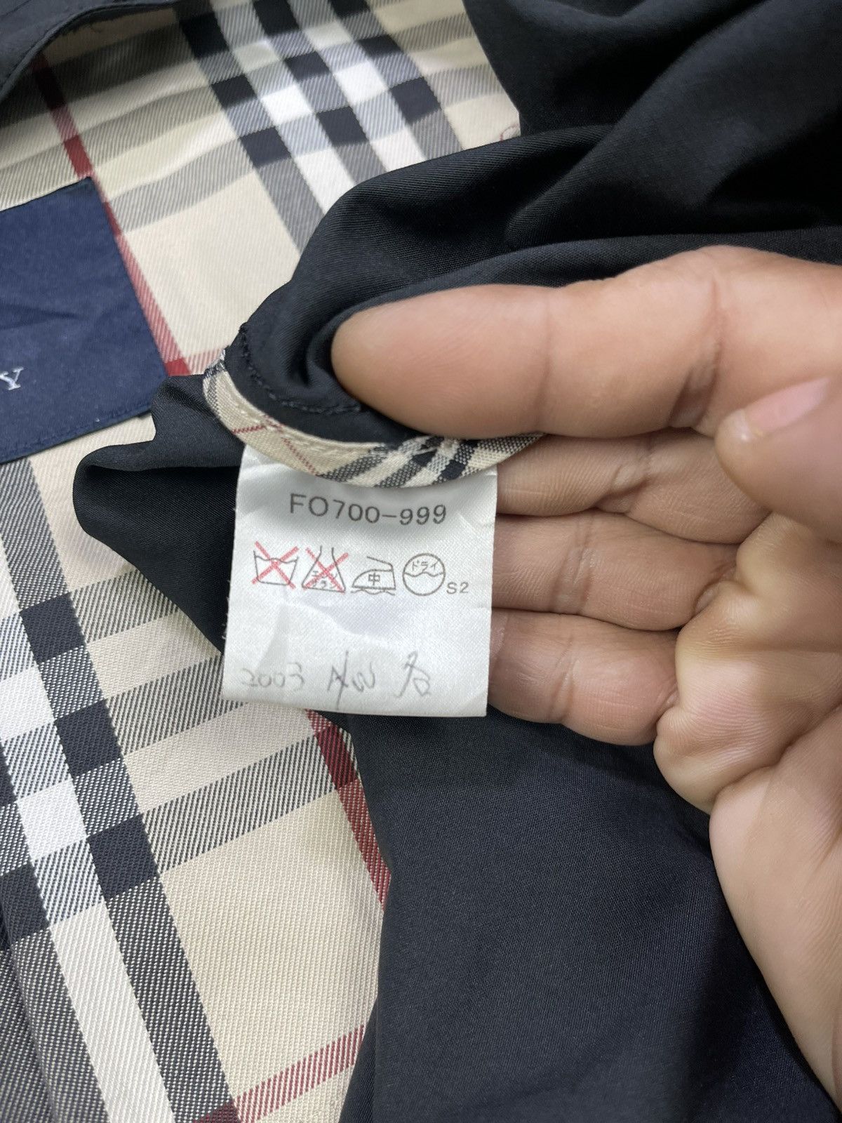 Burberry Burberry AW 2003 Sample Nova Check Lined Fishtail Parka Size US S / EU 44-46 / 1 - 19 Thumbnail