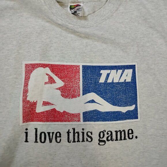 Fruit Of The Loom Vintage Y2K TNA I Love This Game NBA Logo Parody T-Shirt Size US XL / EU 56 / 4 - 1 Thumbnail