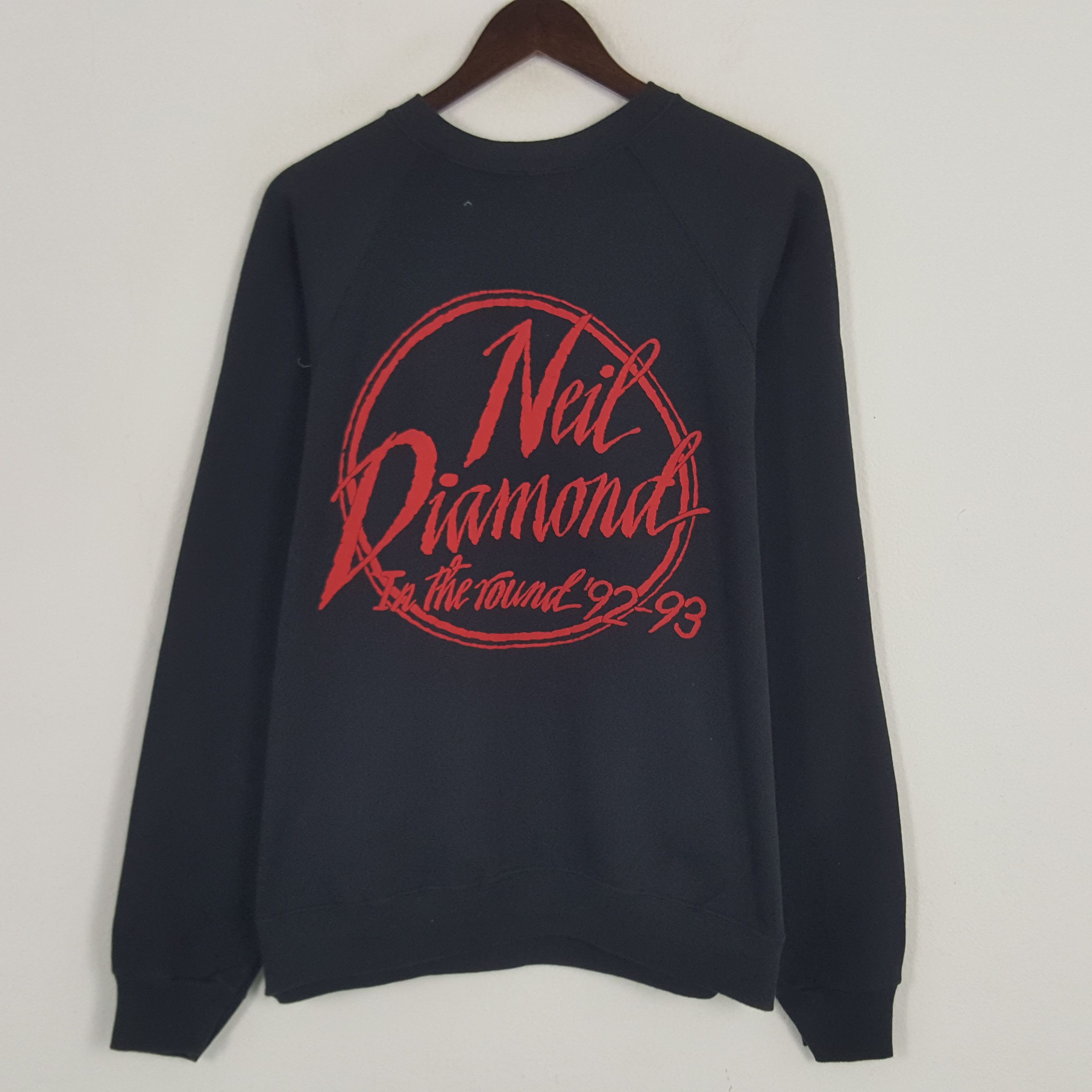 Vintage Vintage Neil Diamond In The round 92-93 Sweatshirt Size US L / EU 52-54 / 3 - 1 Thumbnail