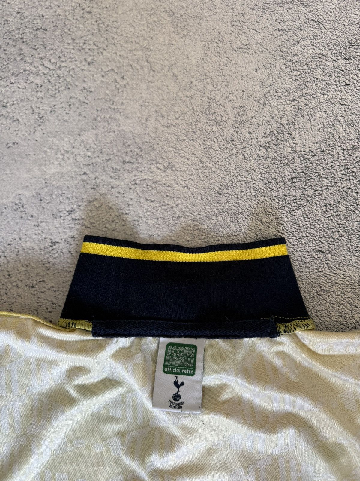 Other Vintage Tottenham Hotspur 1992 Away Shirt Score Draw Jersey Size US M / EU 48-50 / 2 - 16 Thumbnail