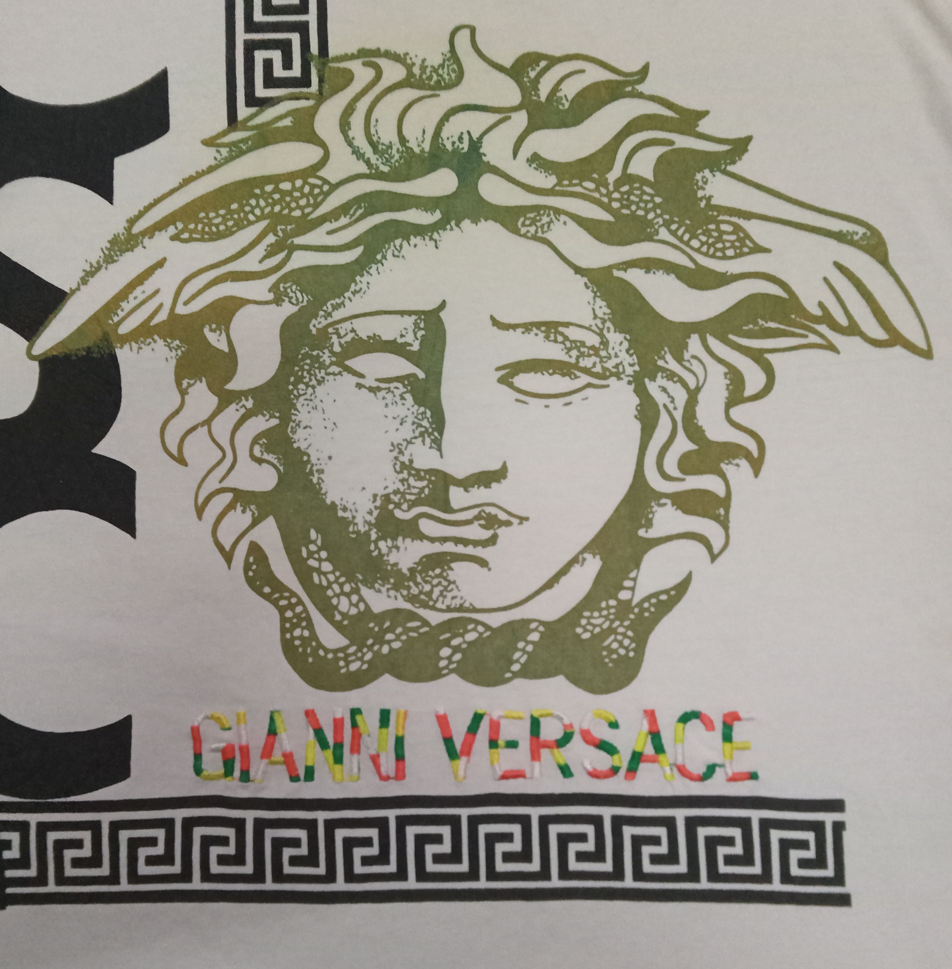 Versace Gianni Versace Vintage Long Sleeves T Shirt Size US L / EU 52-54 / 3 - 7 Thumbnail