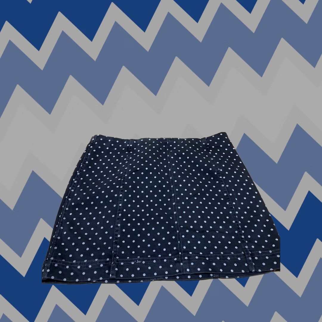 Nordstrom Nordstrom Skirt Women Mini Back Zip 15” Black Polka Dot 13/31 Size 13/31 Cotton Spandex Size 34" / US 12 / IT 48 - 1 Thumbnail