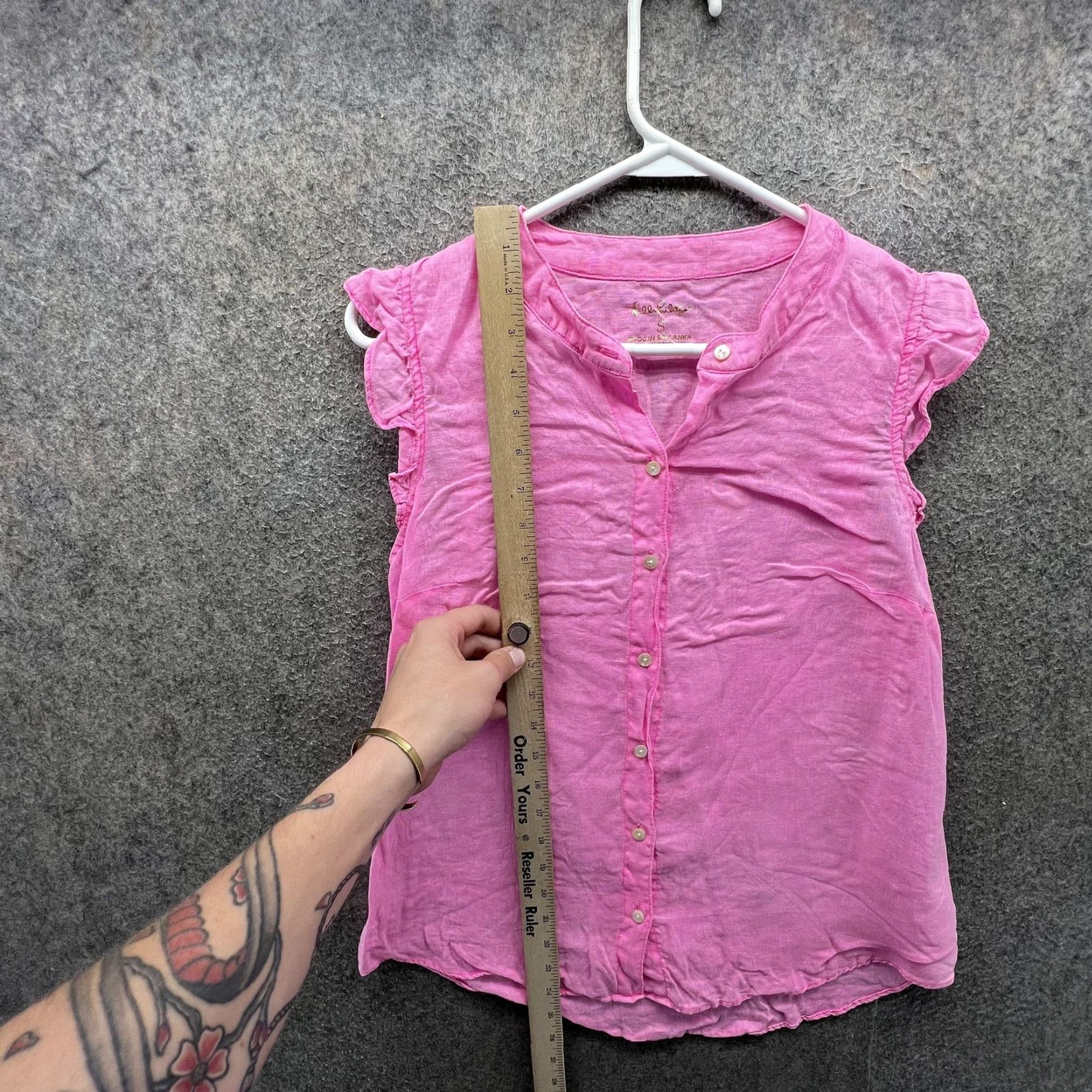 Lilly Pulitzer VINTAGE Lilly Pulitzer Blouse Womens Small Pink Ruffle Flutter Sleeve Button Front Top Size S / US 4 / IT 40 - 4 Thumbnail