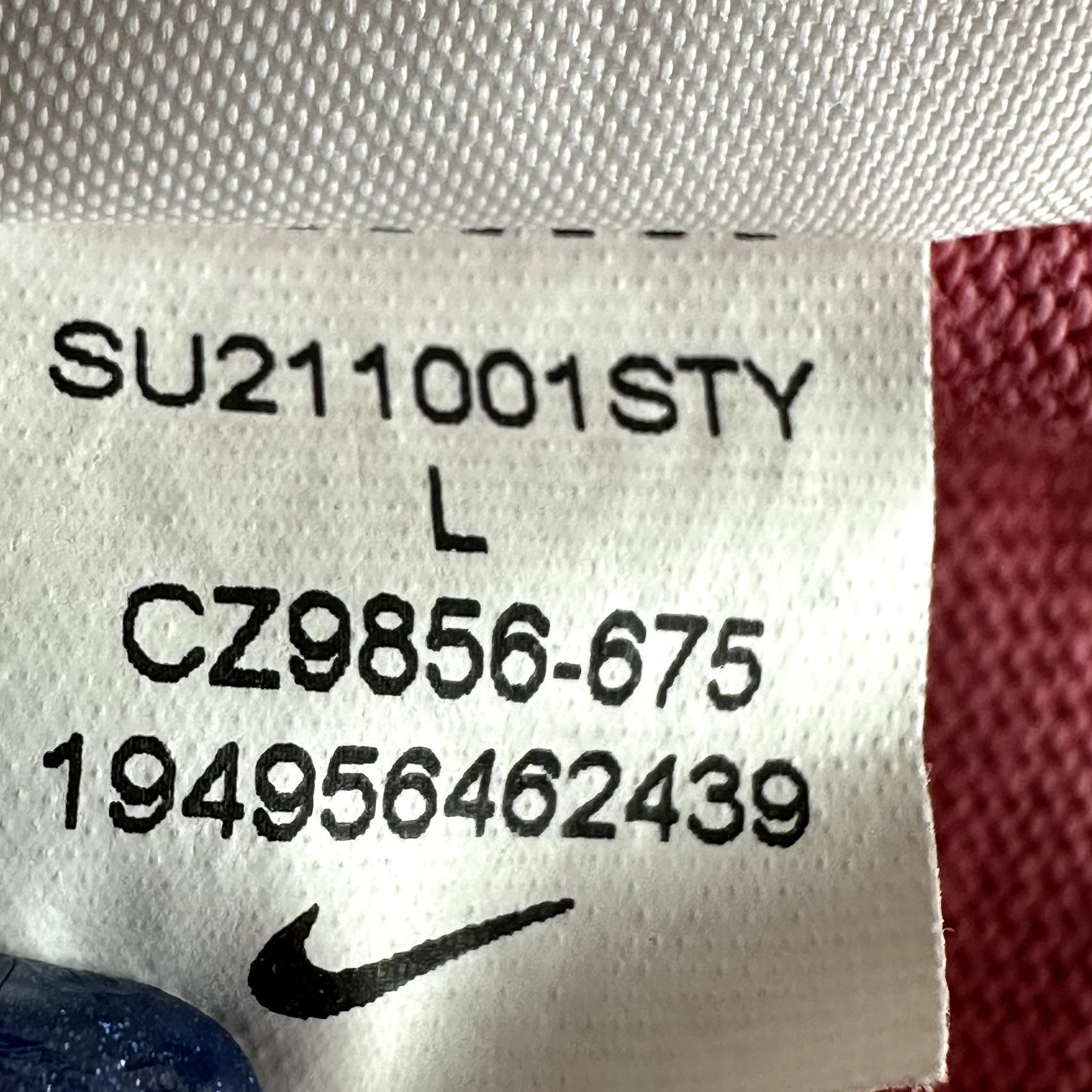 Nike Nike Washed Running Shorts Logo Patch Pull On Pink Large Size 36" / US 14 / IT 50 - 5 Thumbnail