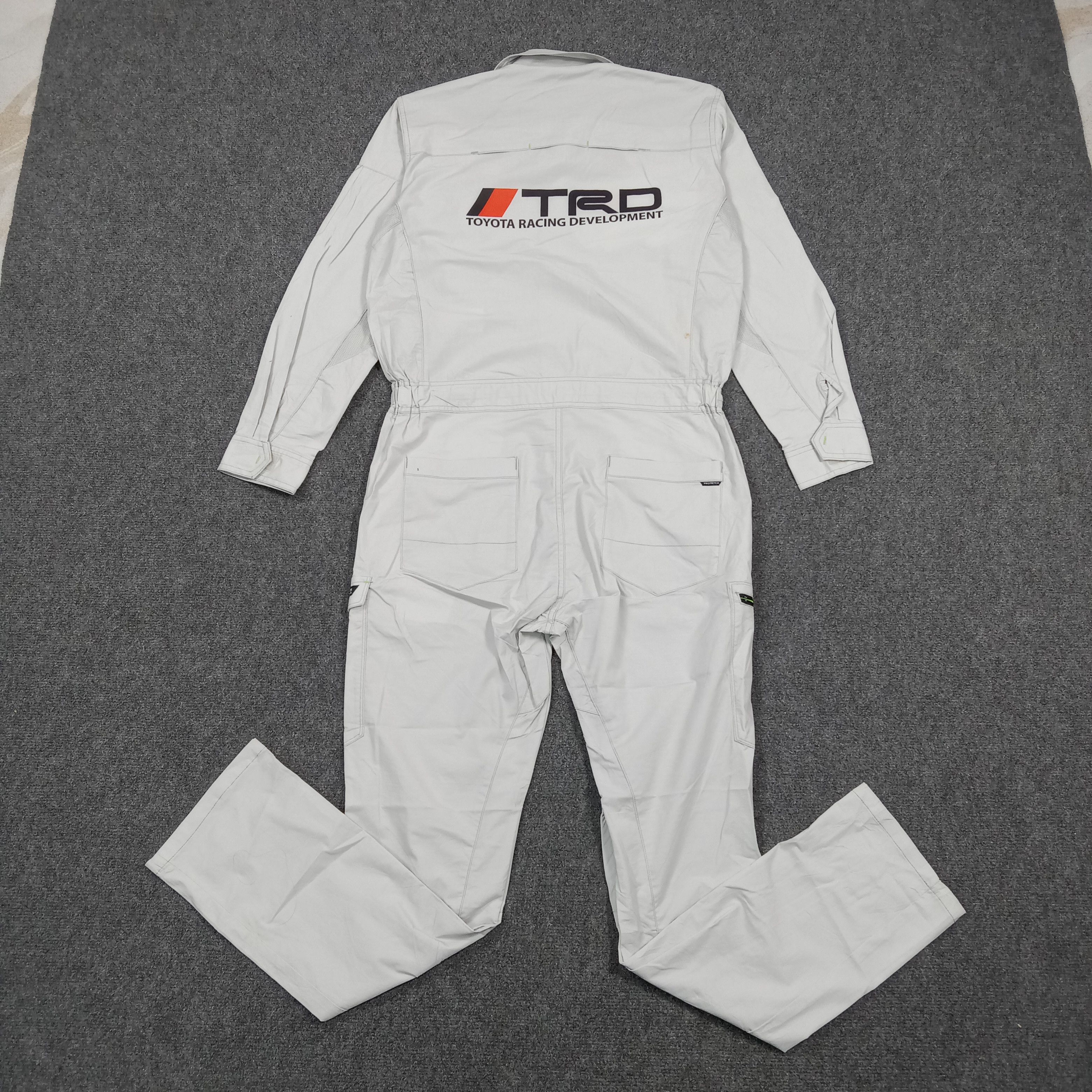 Japanese Brand TRD Toyota Motorsports Racing Custom Coverall Jacket C286N17 Size US M / EU 48-50 / 2 - 1 Thumbnail