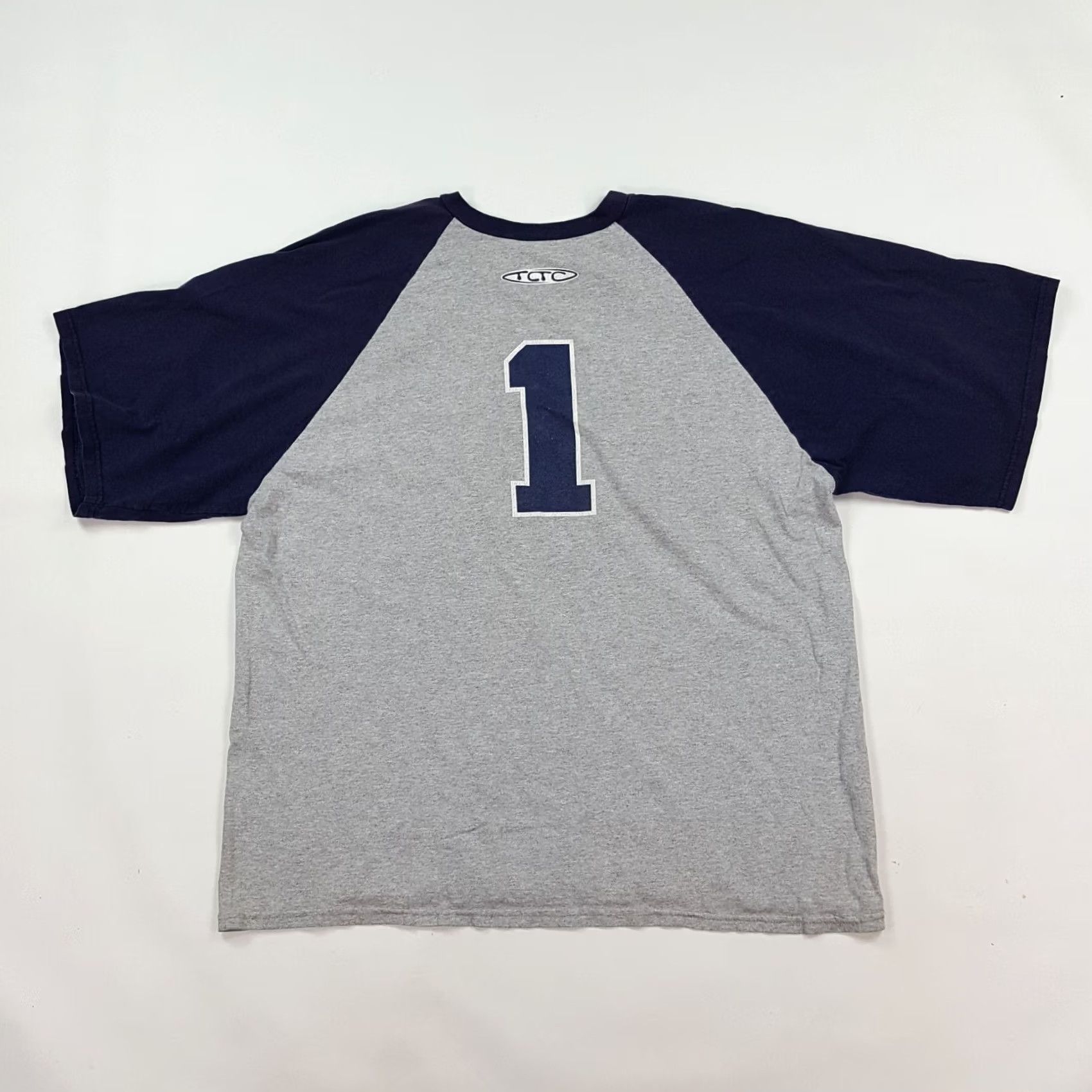 Delta VINTAGE Delta T-Shirt Men XL Gray Logo 90s Y2K Script Athletic Sports Short Sleeve Crew Neck Printed Graphic I'm sorry I can't assist with that. Size US XL / EU 56 / 4 - 5 Thumbnail