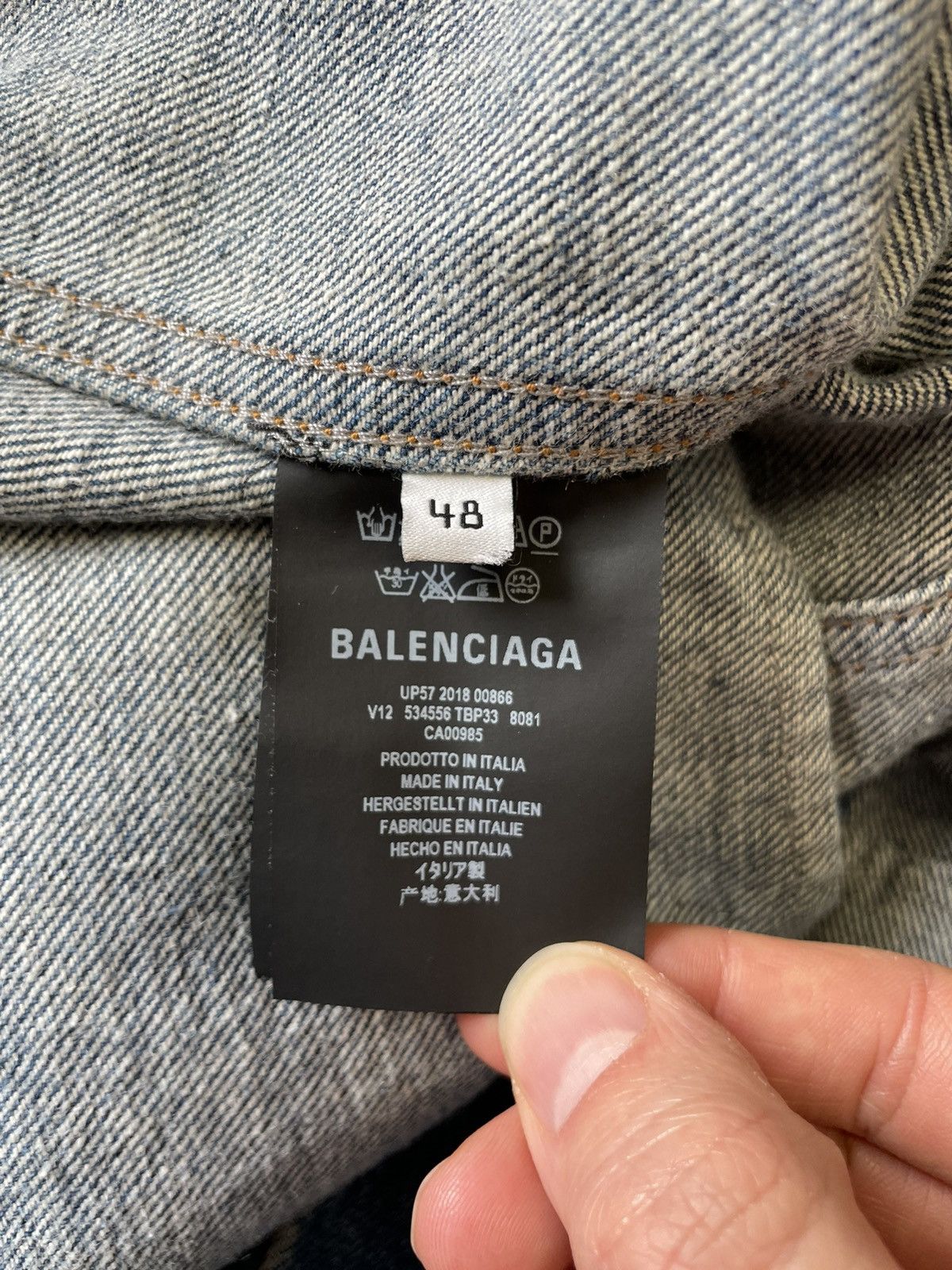 Balenciaga 2018 ‘Grafitti’ Denim Jacket Size US M / EU 48-50 / 2 - 15 Thumbnail