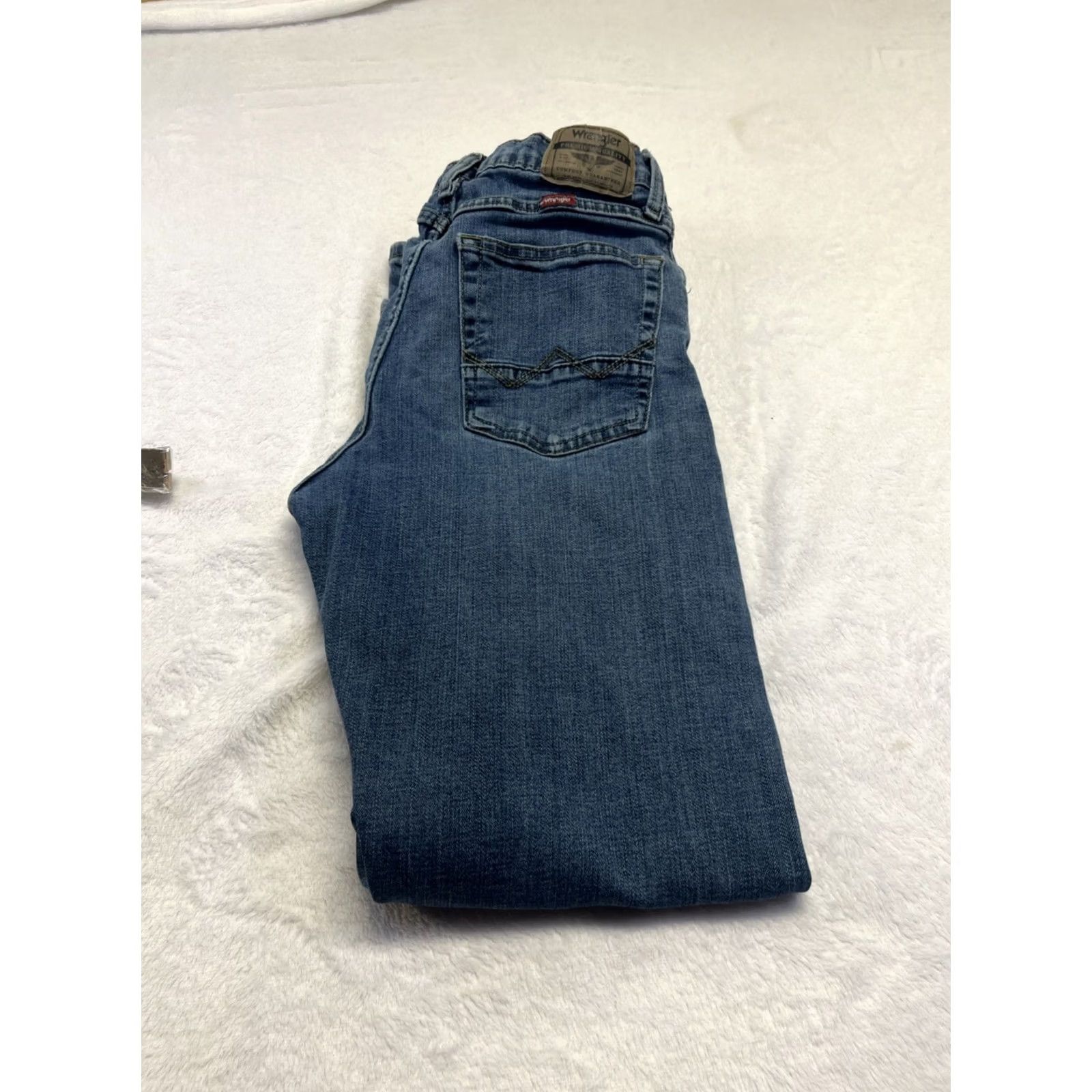 Wrangler Wrangler Jeans Bootcut Men 29x30 Medium Wash Stretch Cotton Denim Zip Button Regular 29 Waist 30 Inseam Blue Size US 29 - 4 Thumbnail