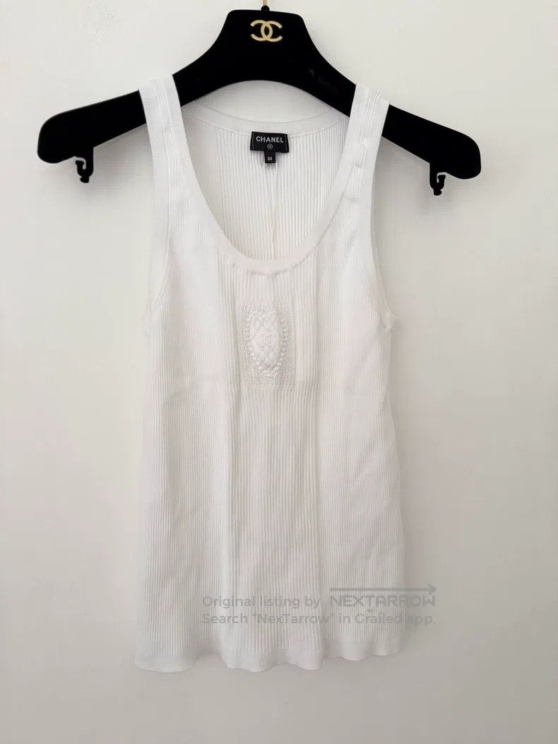 Chanel Chanel White love knitted suspender vest Size XS / US 0-2 / IT 36-38 - 1 Thumbnail