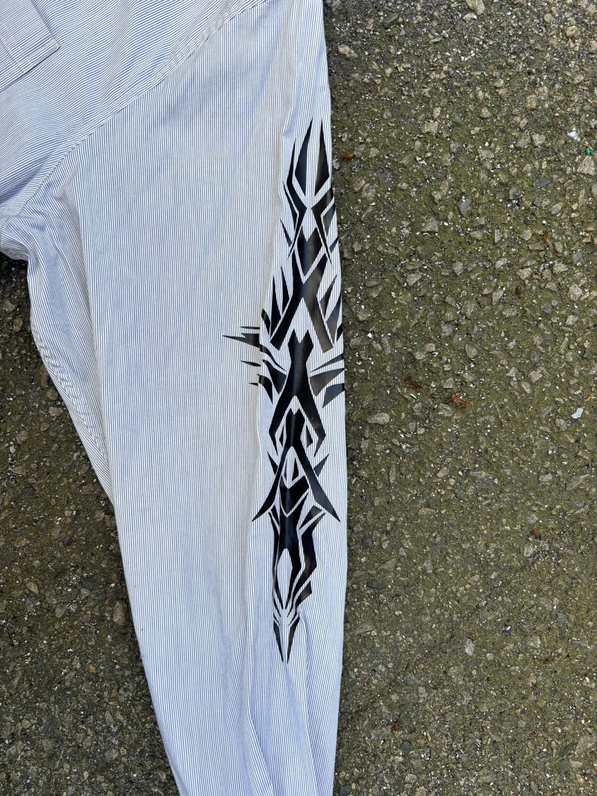 Vetements Oversized Tribal Tattoo Button Up Size US S / EU 44-46 / 1 - 4 Thumbnail