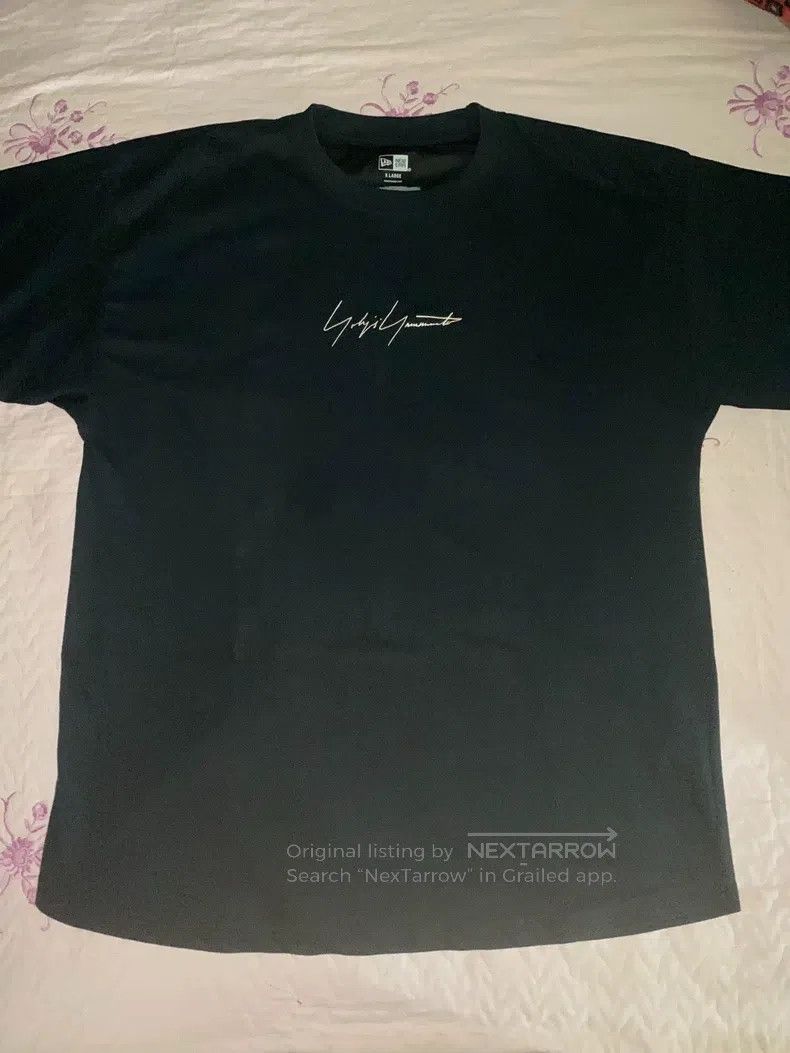 Yohji Yamamoto YOHJI YAMAMOTO Classic Jacquard Signature Short Sleeve Size US XXL / EU 58 / 5 - 1 Thumbnail