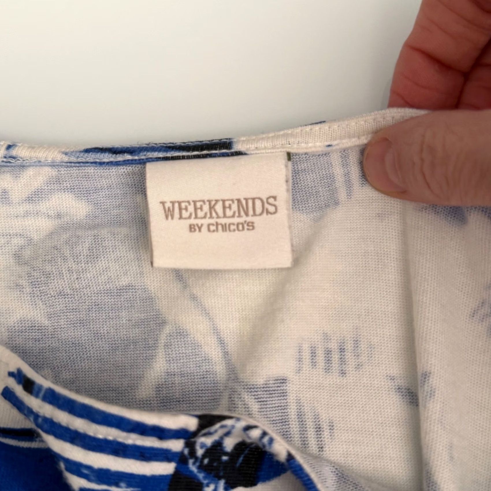 Vintage Chicos Womens One Size Floral Striped Cold Shoulder Knit Cotton Modal Top Blue White Summer Beach Casual Womens Size ONE SIZE - 7 Thumbnail