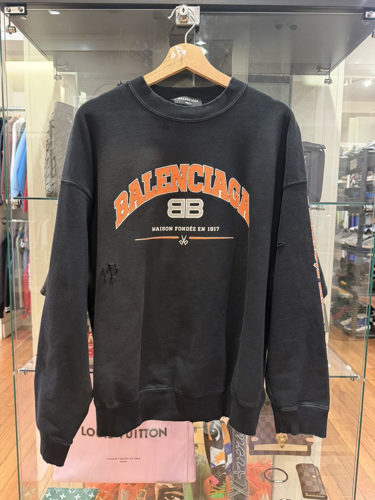 Balenciaga Balenciaga Arc Logo Crewneck Size US L / EU 52-54 / 3 - 1 Thumbnail