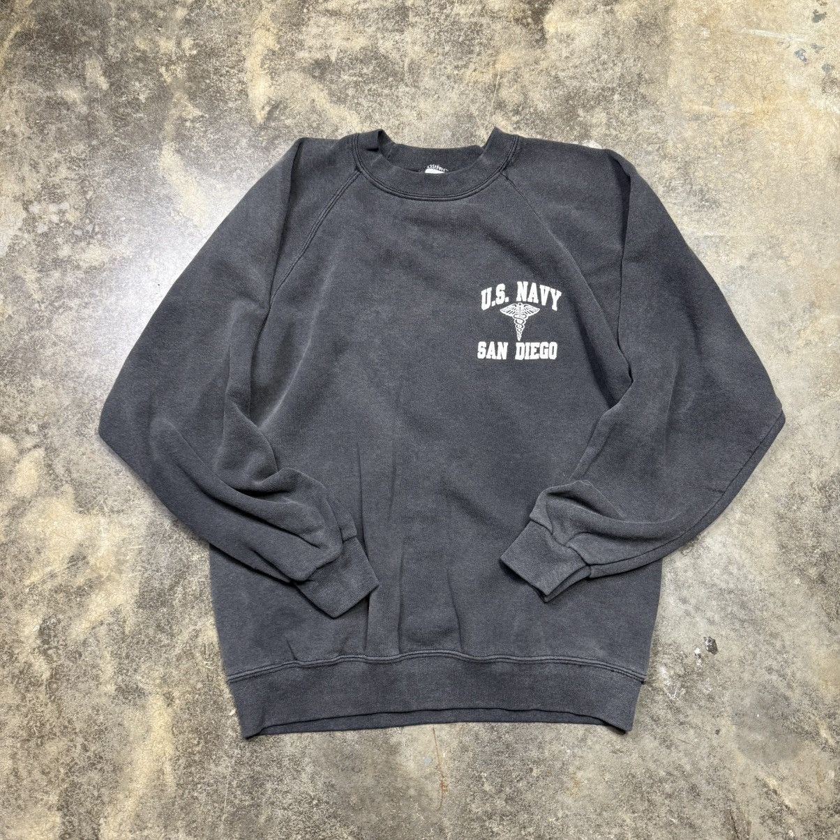Vintage vintage united states navy baggy faded black sweatshirt Size US L / EU 52-54 / 3 - 1 Thumbnail