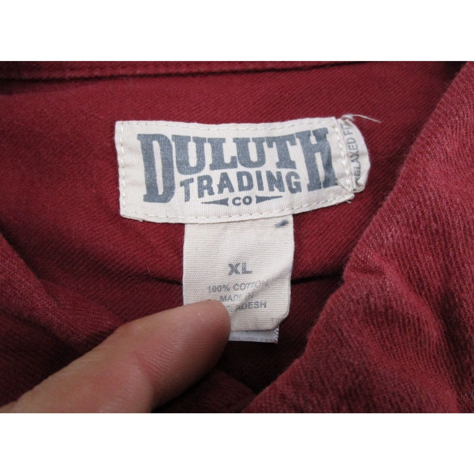 Duluth Trading Company Duluth Trading Co Men's Flannel Button-Down Shirt Red XL Cotton Pockets Heavy Plaid Casual Workwear Button-Up Size US XL / EU 56 / 4 - 2 Thumbnail