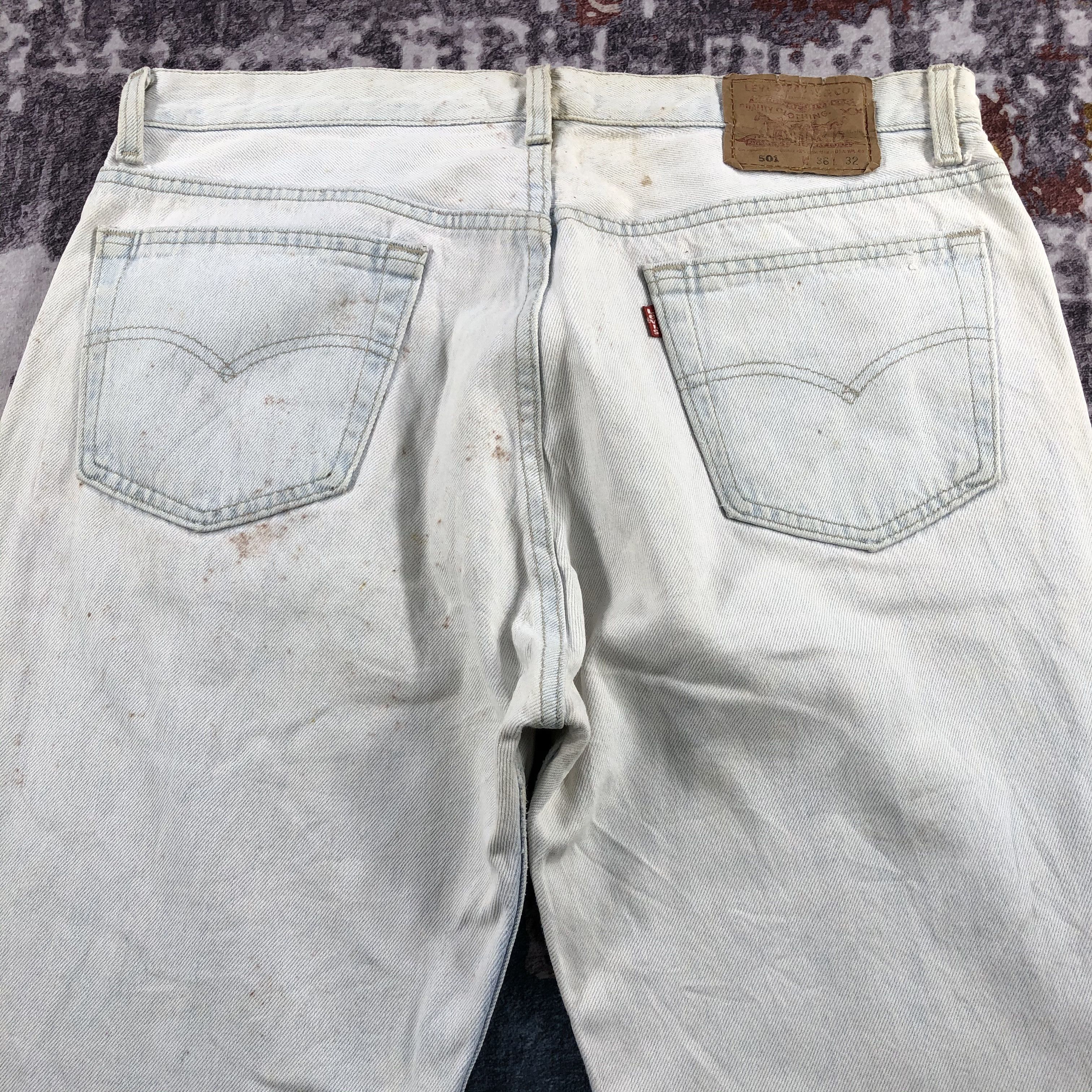 Levi's 90s Vintage Light Wash Levis 501 Jeans-JM2465 Size US 35 - 7 Thumbnail