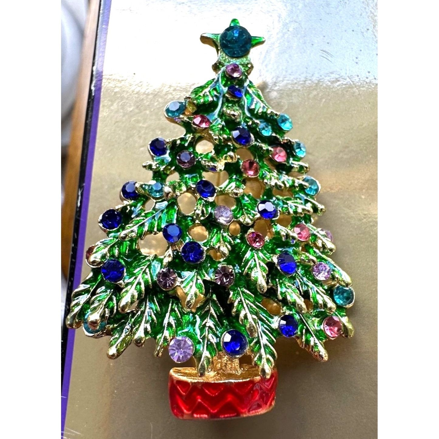 Handmade Christmas at Graceland Brooch Pin New Elvis Blue Sapphire Cr Size ONE SIZE - 3 Thumbnail