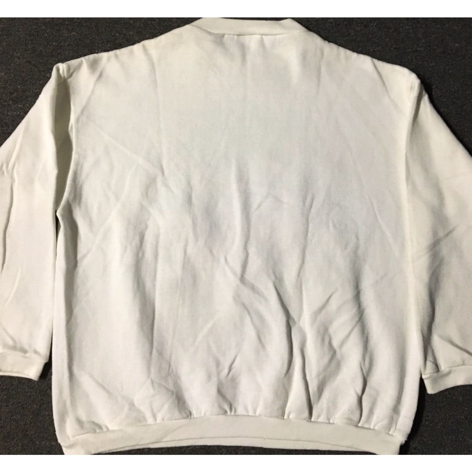 Vintage VINTAGE Christmas Bears Candy Cane Sweatshirt L Adults White 90s 80s USA Ross Sportswear Men Pullover Cartoon Holiday Art Christmas Bears Size US L / EU 52-54 / 3 - 7 Thumbnail