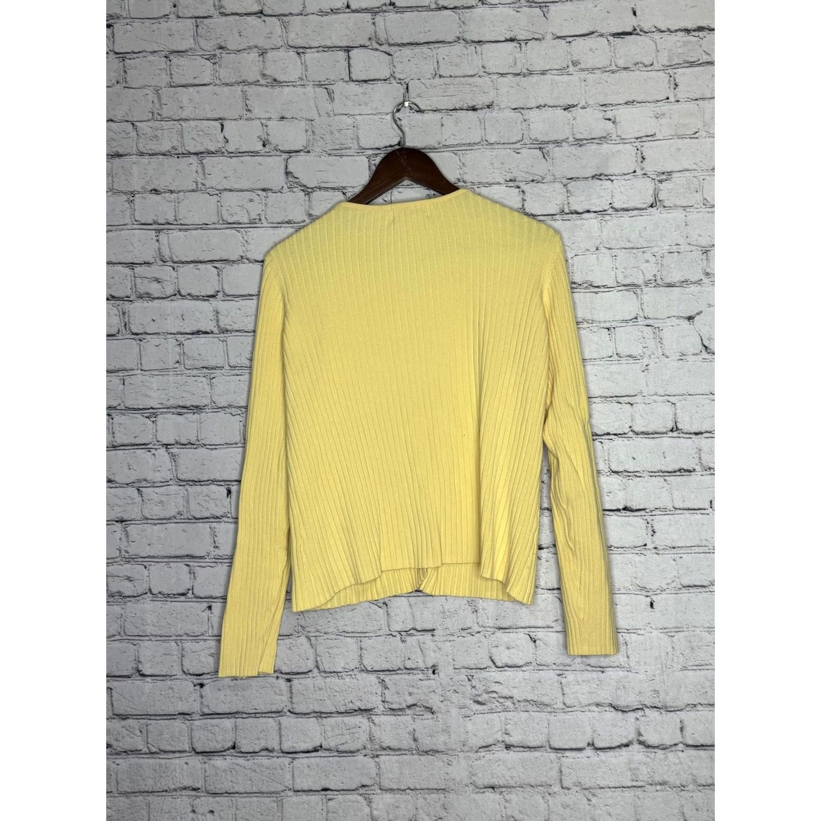 Vintage Chadwick's Cardigan Yellow Ribbed Cotton Blend Long Sleeve Button Crew Neck Size L Womens Size L / US 10 / IT 46 - 2 Thumbnail