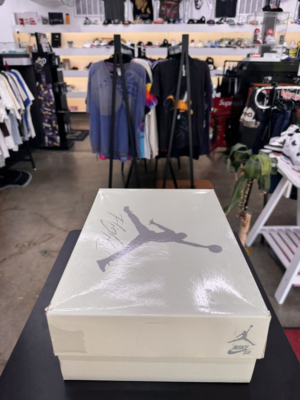 Jordan Brand Air Jordan 4 SB Navy Size 7 (2025) Size US 7 / EU 40 - 15 Thumbnail