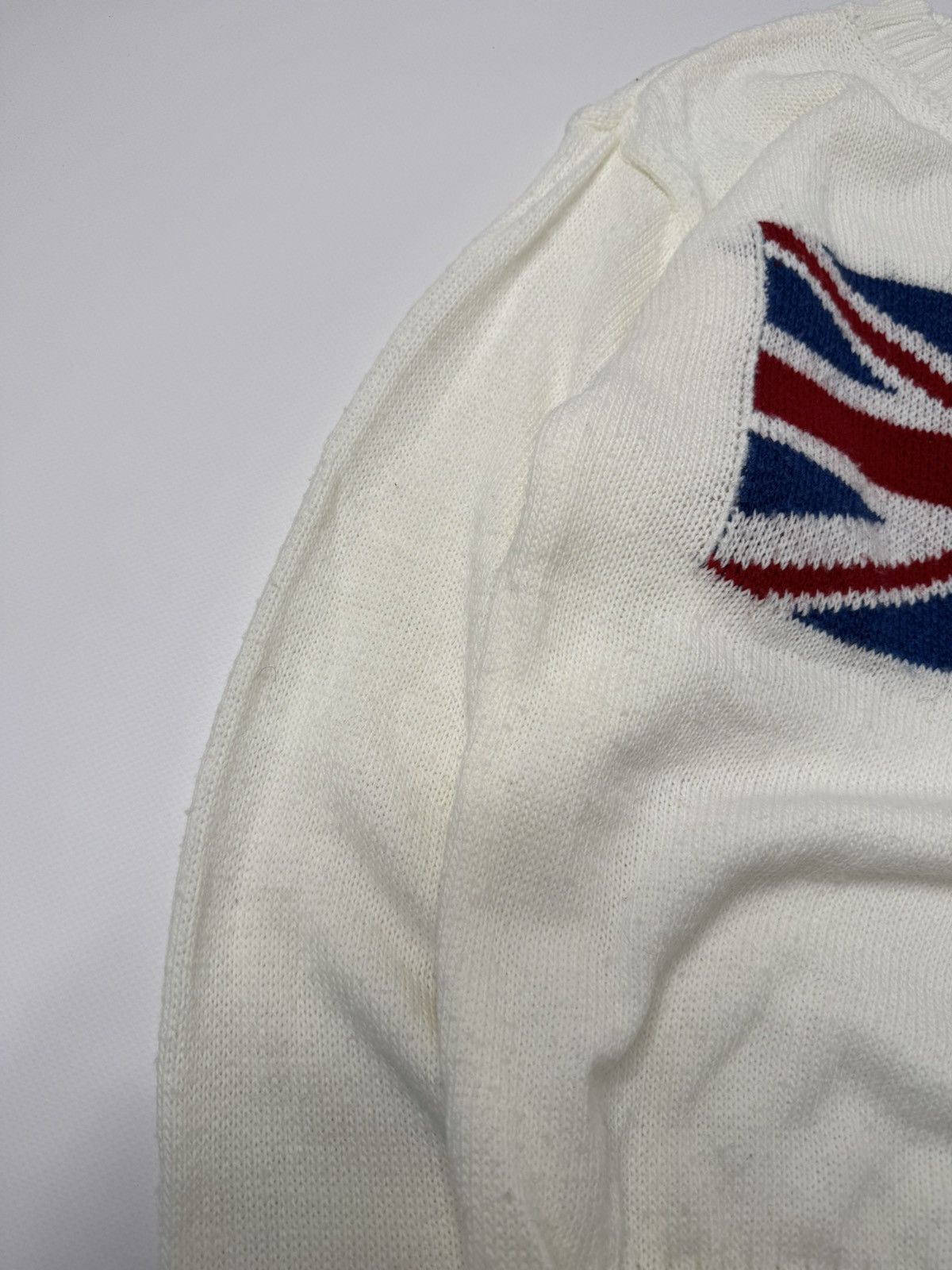 Vintage Vintage beige avant garde UK British flag sweater knit y2k Size US S / EU 44-46 / 1 - 5 Thumbnail