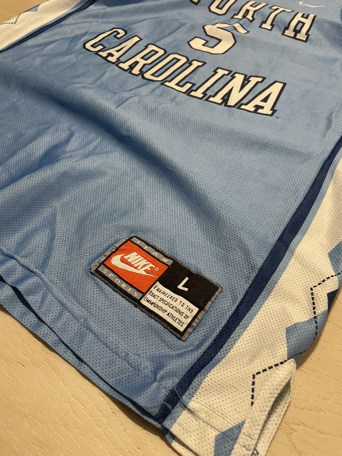 Nike × Vintage Vintage 90’s Nike UNC Basketball Jersey Size US L / EU 52-54 / 3 - 2 Thumbnail