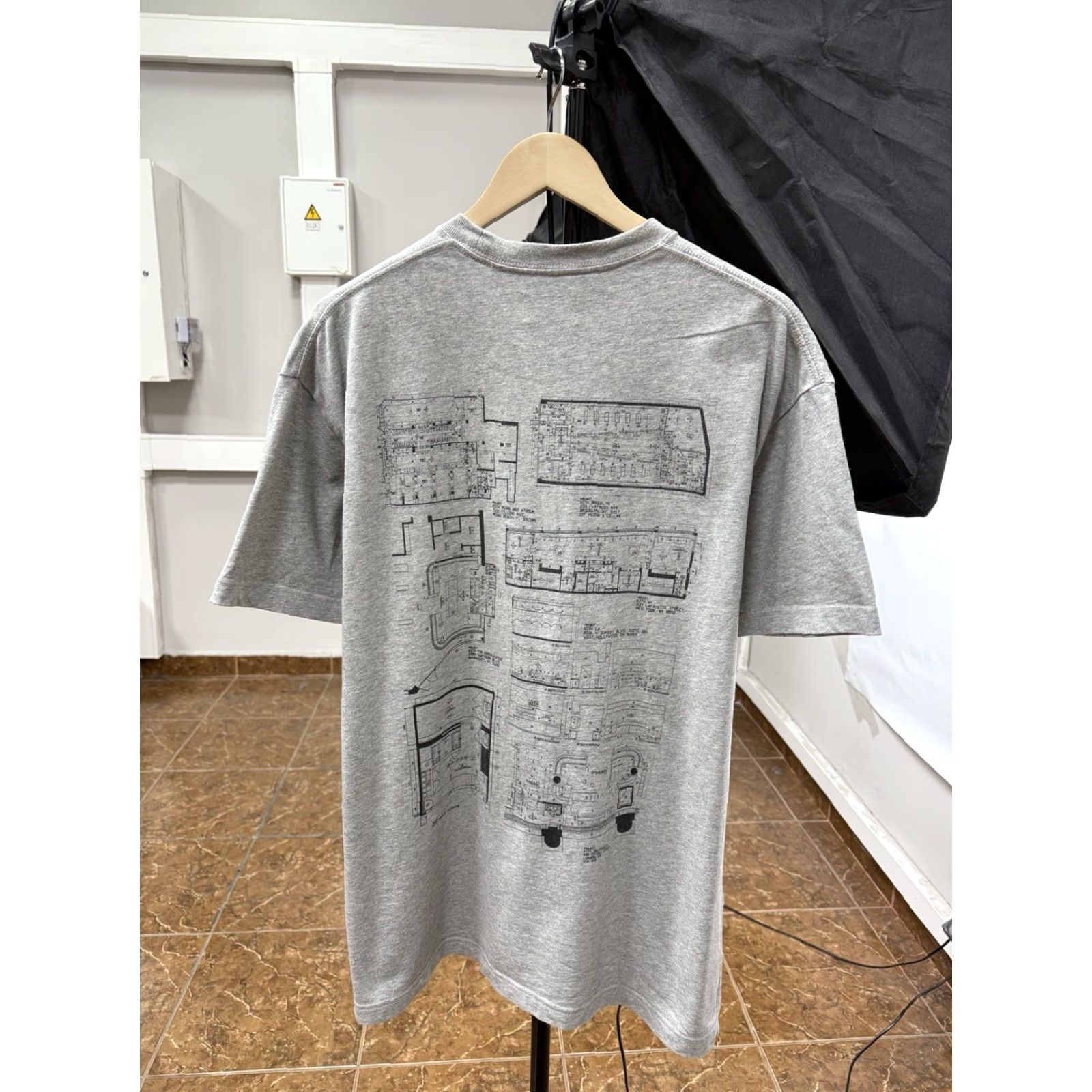Kith Kith Treats Blueprint T-Shirt Retro Y2K L Gray Mens Shirt, KITH, Size L, 90s, Vintage, Regular, T-Shirt, Gray, Retro, Hype Size US L / EU 52-54 / 3 - 2 Thumbnail