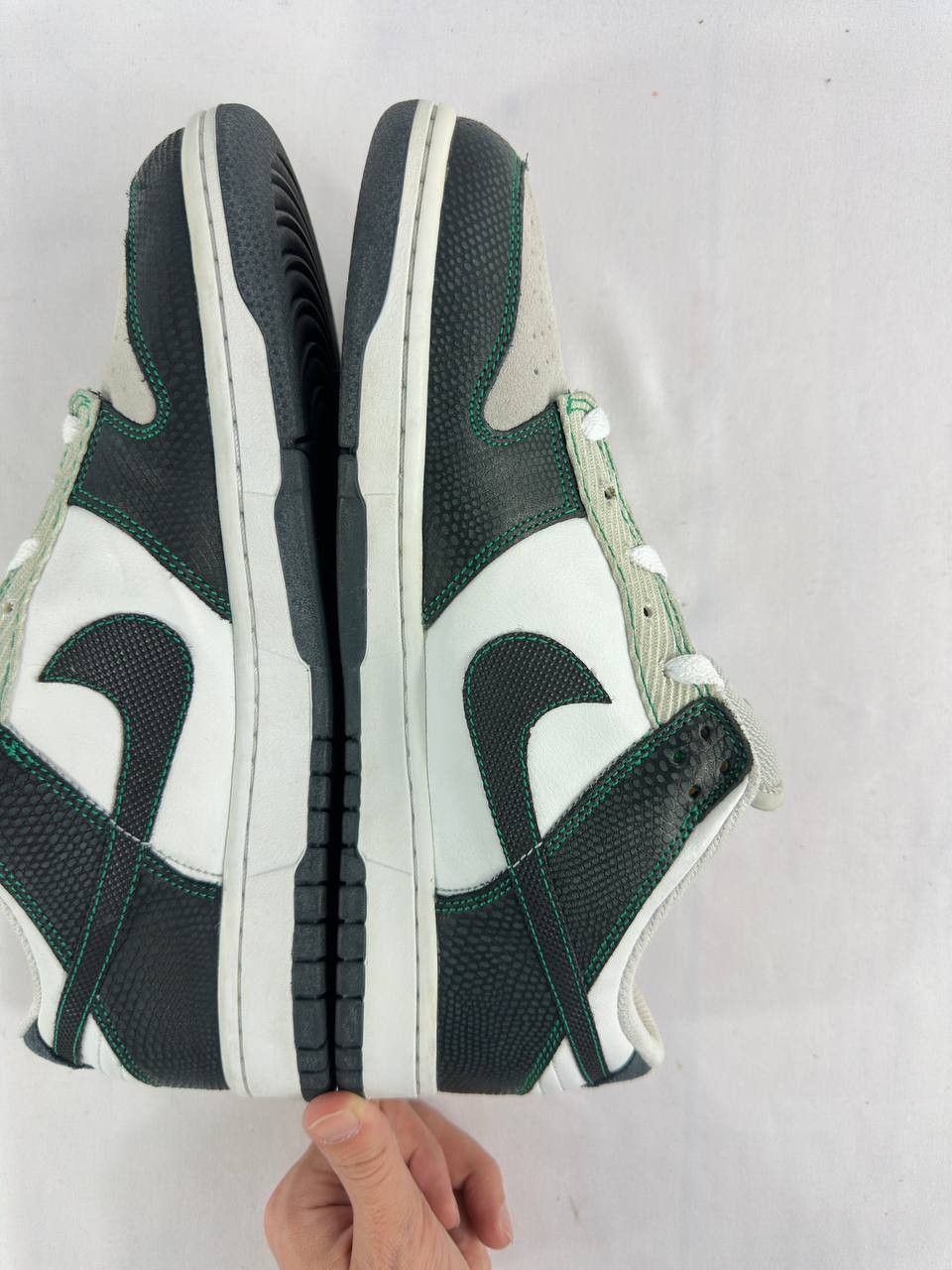 Nike Nike Dunk Low 6.0 'Black Snakeskin Green' 2010 Size US 9.5 / EU 42-43 - 12 Thumbnail