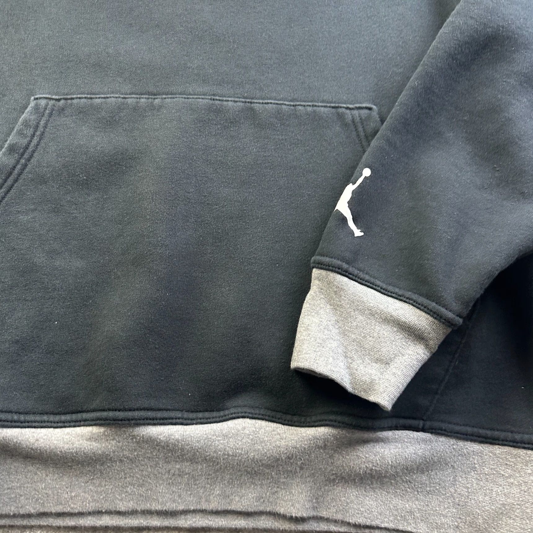 Jordan Brand Jordan Hoodie Mens XL Black Fleece Pullover Sweatshirt Jumpman DNA Comfort Fit Crew Neck Hooded Lightweight Size US XL / EU 56 / 4 - 3 Thumbnail