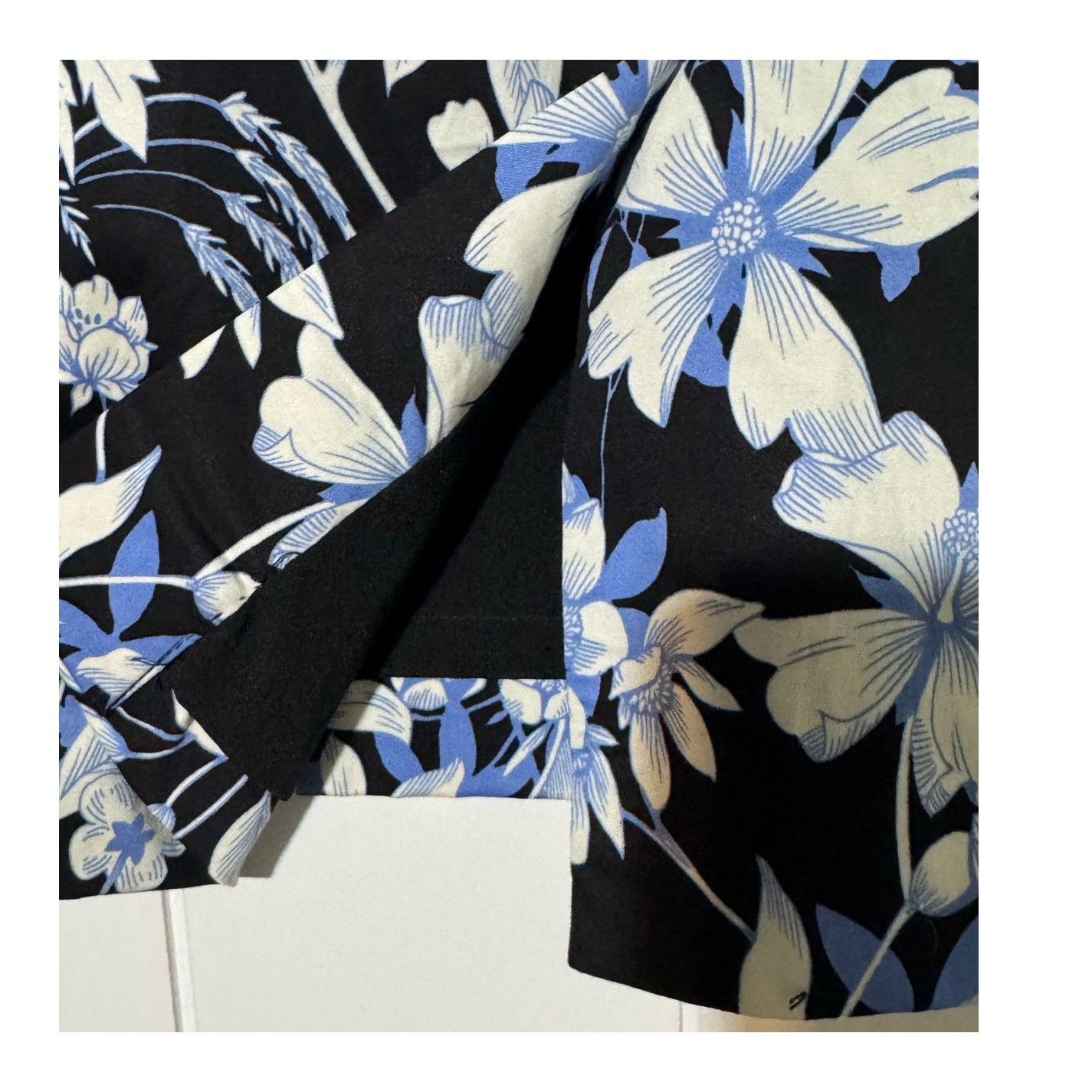 Other Talbots Floral Sateen Pencil Knee Length Skirt Petite 12 Size 34" / US 12 / IT 48 - 6 Thumbnail