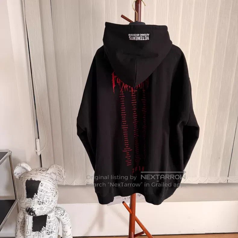 Vetements VETEMENTS Blood Droplets sweatshirt Size US XS / EU 42 / 0 - 2 Thumbnail