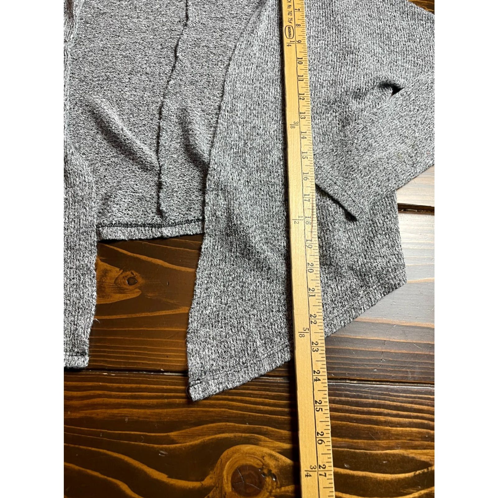 Vintage Mudd Sweater, Women's Size XS, Gray, Open Cardigan, Long Sleeve, Cardigan, Womens, XS, Gray, Open, Long Sleeve, Regular Fit, Mudd Size XS / US 0-2 / IT 36-38 - 6 Thumbnail