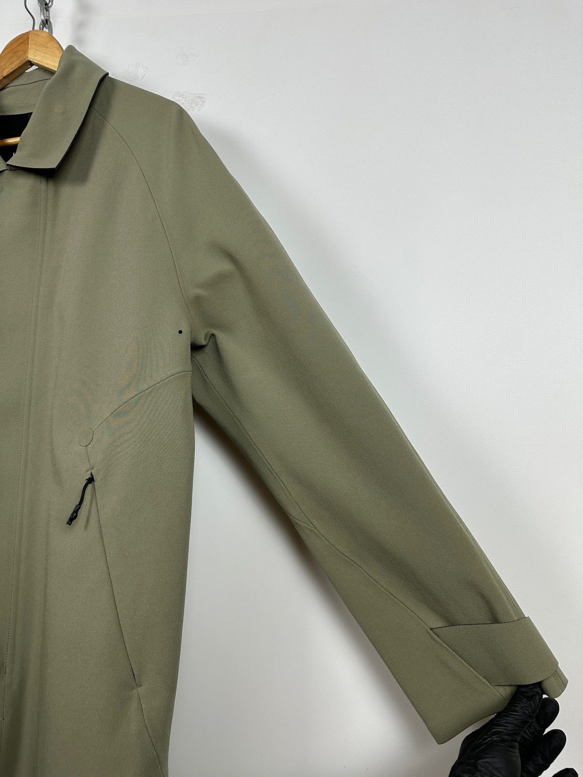 Vollebak Vollebak Laser Cut Khaki Trench Coat Size US XL / EU 56 / 4 - 13 Thumbnail