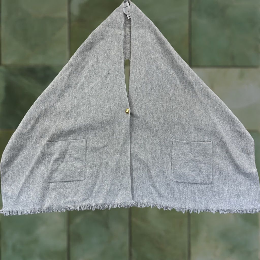 St. John VINTAGE ST. JOHN Collection Skirt Wrap Womens Small Gray 2 Piece Wool Mohair Shawl Knit Set Size 28" / US 6 / IT 42 - 1 Thumbnail