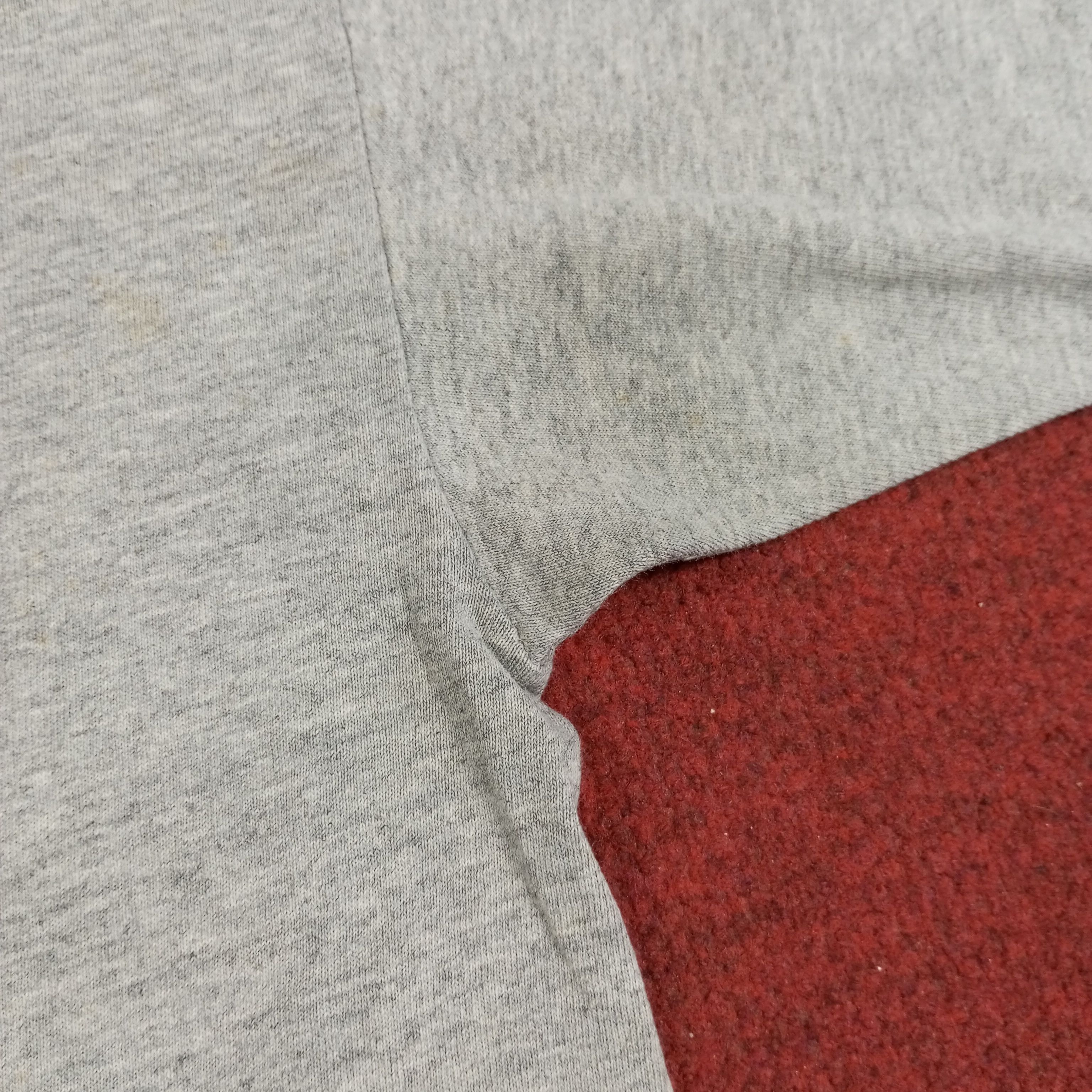 Obey × Vintage Obey Streetwear Skateboard Style Tshirt Size US M / EU 48-50 / 2 - 7 Thumbnail