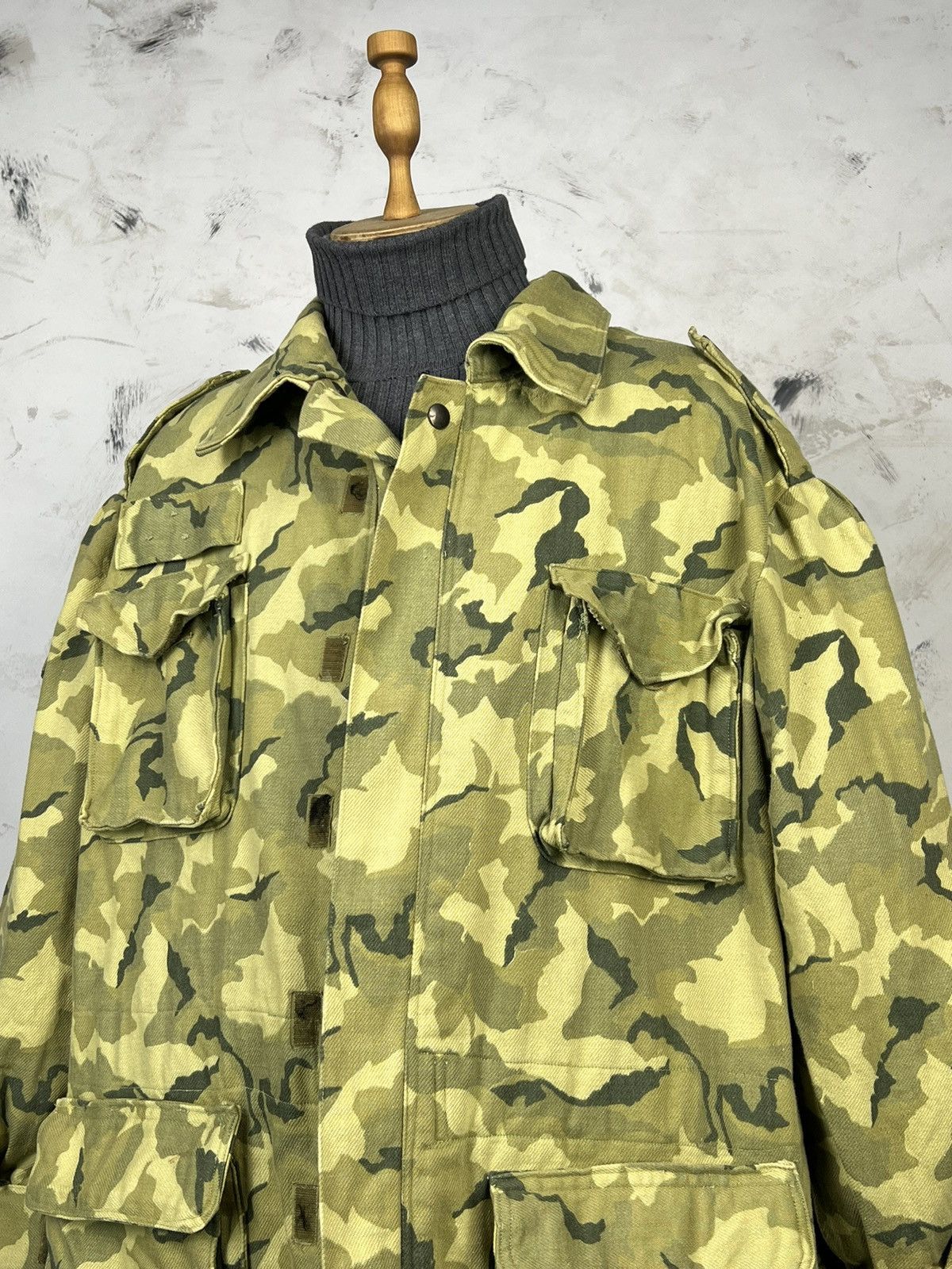 Vintage Vintage Military Camouflage Field Jacket Parka Size S - M Size US M / EU 48-50 / 2 - 3 Thumbnail