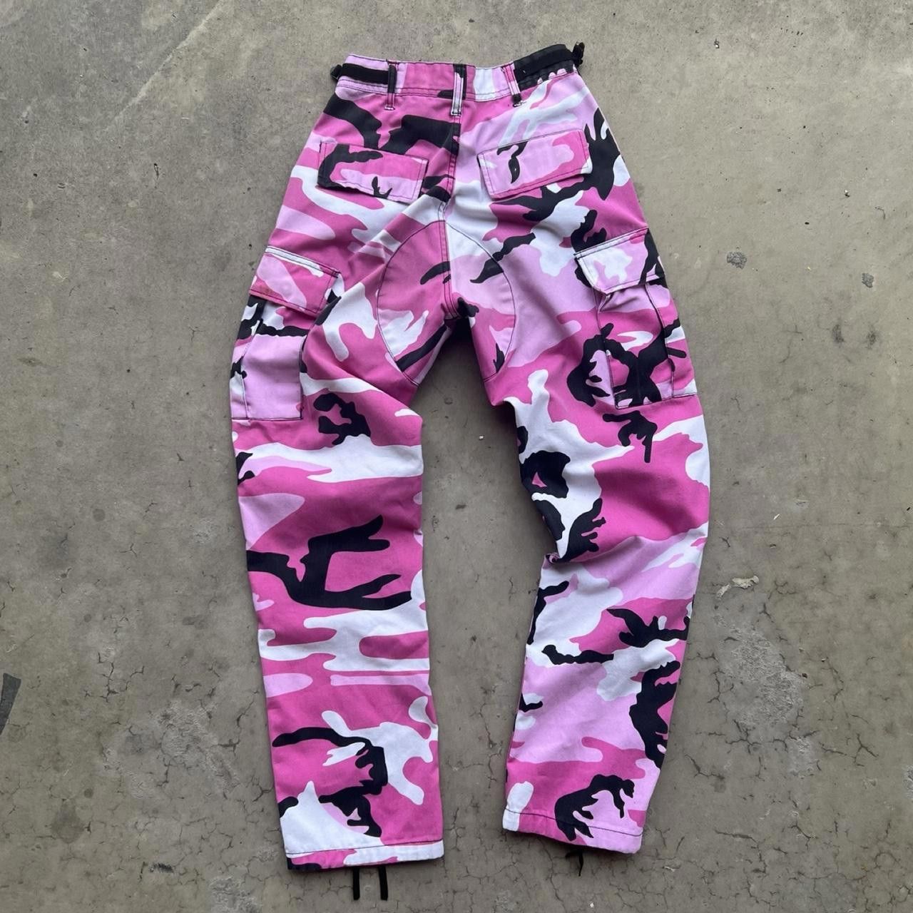 Designer Xs Pink And Black Camo Size 30" / US 8 / IT 44 - 2 Thumbnail
