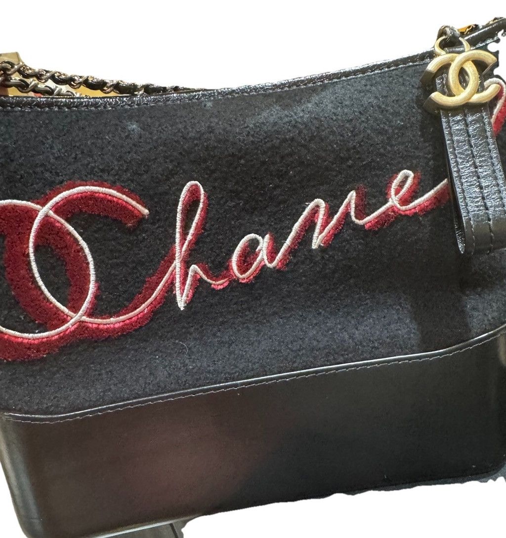 Chanel Chanel Calfskin Wool Embroidered Paris Hamburg Gabrielle Size ONE SIZE - 9 Thumbnail