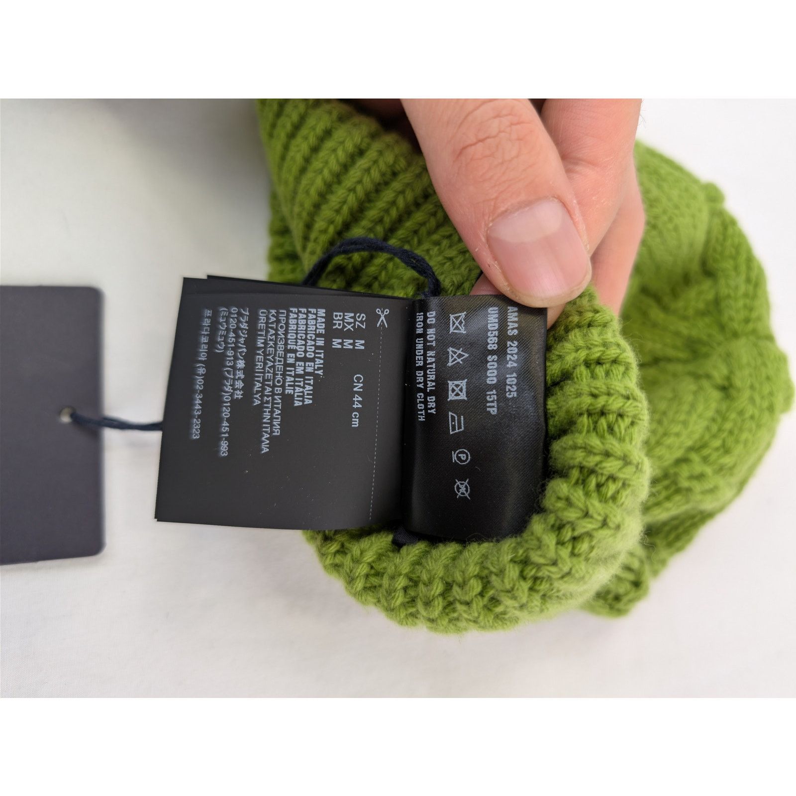 Prada o1rshd1 Size: M / Beanie Cap / Hat in Green Size ONE SIZE - 11 Thumbnail