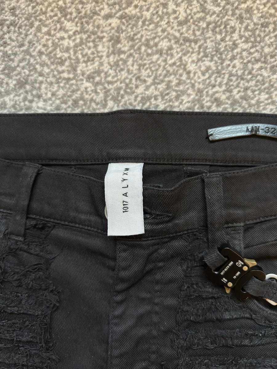 1017 ALYX 9SM 1017 ALYX 9SM x Blackmeans distressed denim jeans in black Size US 32 / EU 48 - 2 Thumbnail