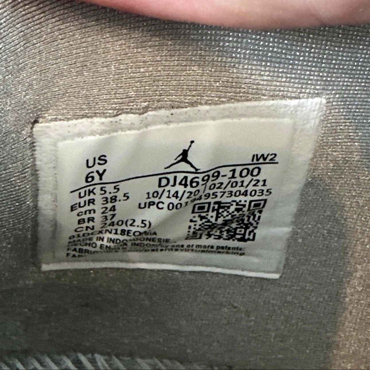 Jordan Brand Jordan 4 Retro White Oreo Size US 6 / EU 39 - 7 Thumbnail