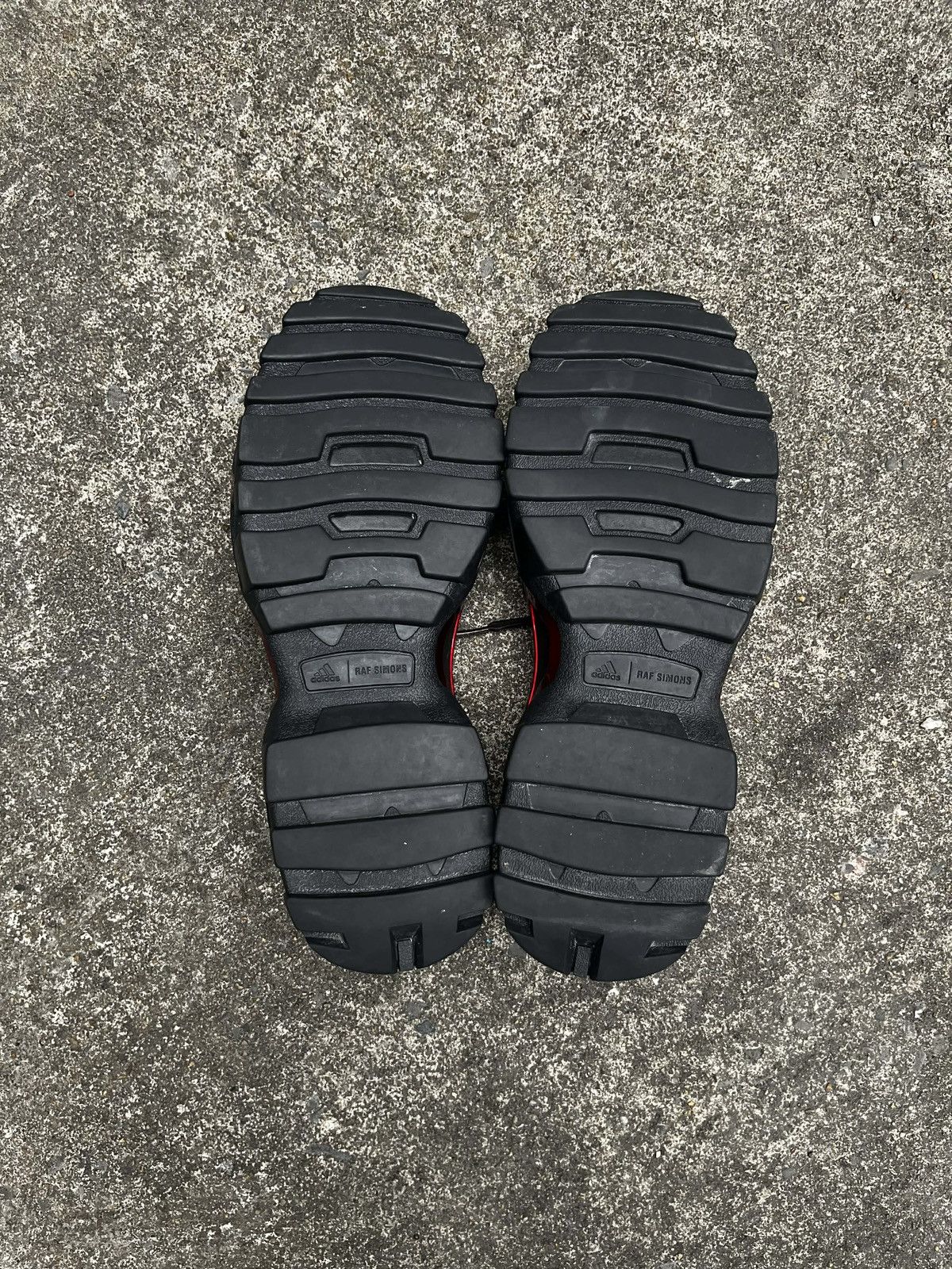 Raf Simons Raf simons detroit runner SZ. 7 US black&Red RARE!!!!! Size US 7 / EU 40 - 4 Thumbnail