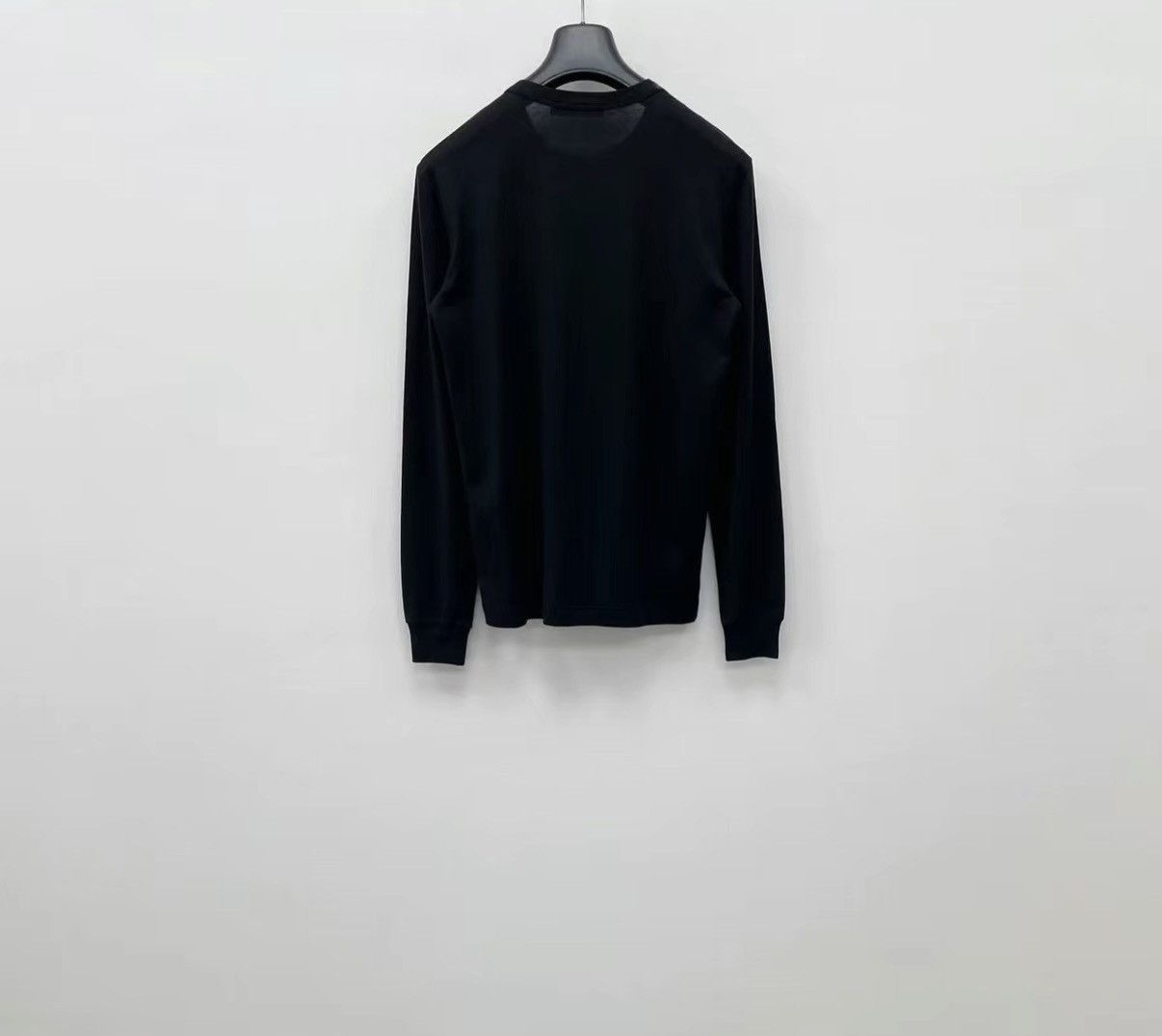 Dolce & Gabbana Dolce&Gabbana Heavy Embroidered Long Sleeve T-shirt J30 Size US S / EU 44-46 / 1 - 5 Thumbnail