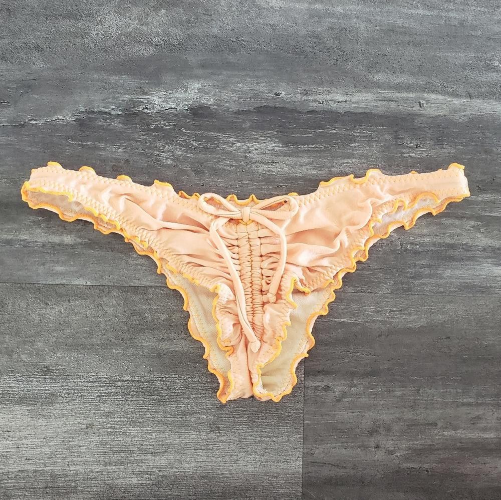 Designer Peach Scrunch Booty LF Bikini Bottoms Size ONE SIZE - 2 Thumbnail